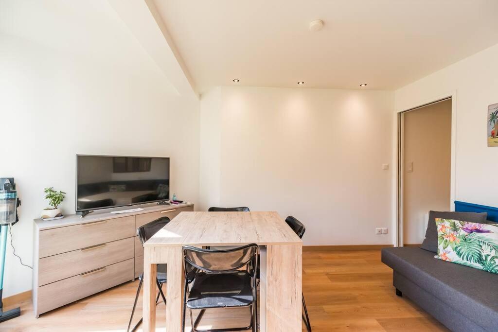 Appartement Avec Terrasse, Trestraou Perros-Guirec Exterior photo
